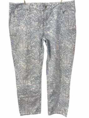 Liz Claiborne Blue and White Paisley Pants. EC. Size 16